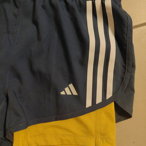Adidas Own The Run 2-in-1 women's shorts blue with yellow leggings XS