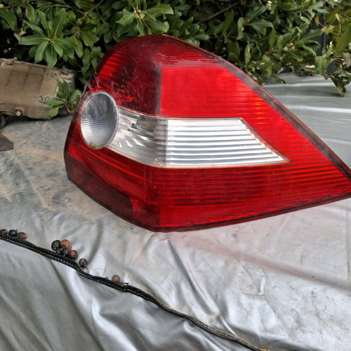 Renault Megane 03-08mod sedan right rear light used