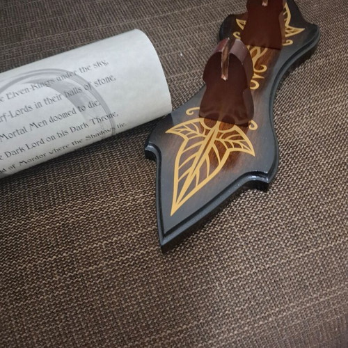 Hadhafang Sword of Arwen Evenstar with Display Stand like new