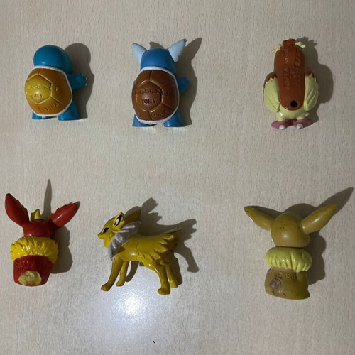 Pokemon vintage TOMY CGTSJ lot of 25 figures and discs used