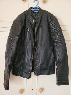 Ανδρικό Biker jacket μαύρο με καπιτονέ λεπτομέρειες μέγεθος L καινούργιο
