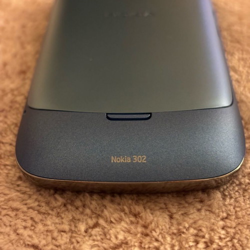 Nokia Asha 302 rare and collectible cell phone new