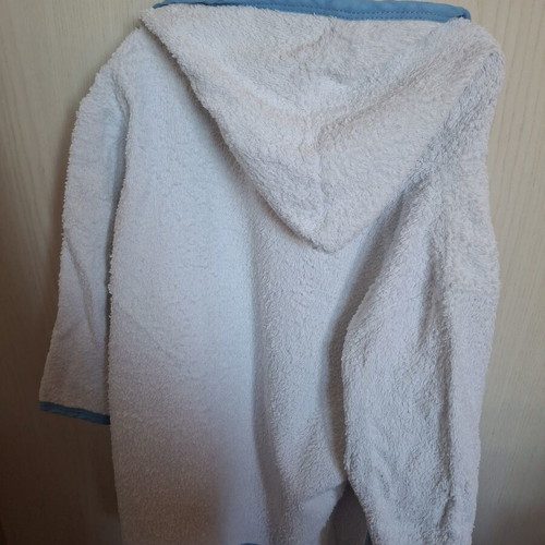 Das Home children's bathrobe used, 4 years old