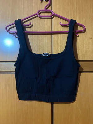 Ribbed crop top Zara like new, size XS-S, black
