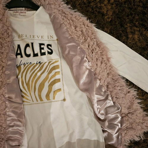 Fur vest and long-sleeve set like new, size 12, pink