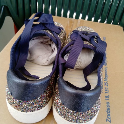 Flat athletic shoes used with rhinestones, size 39, multicolor