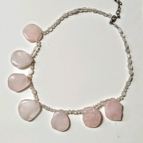 Rose quartz necklace new, length 46cm + 4cm chain