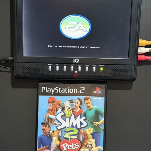 The Sims 2 Pets PlayStation 2 game used