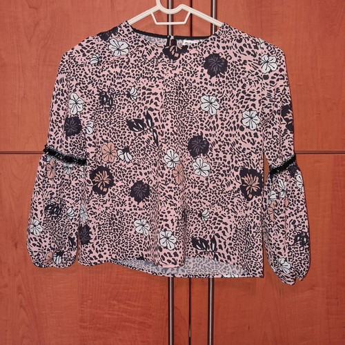 Evita blouse for girls like new, pink and black with flowers