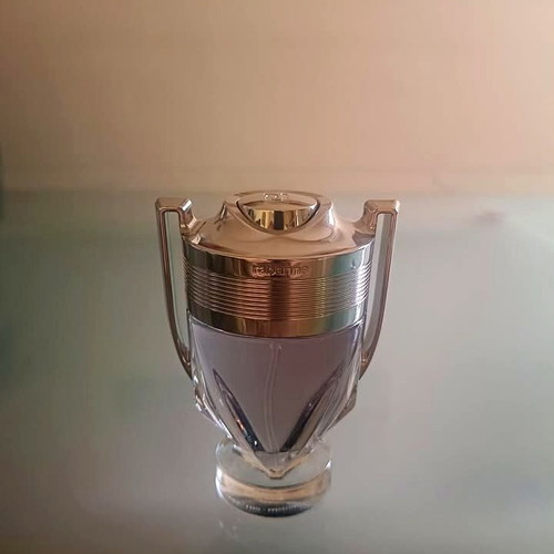 Rabanne Invictus EDT 50ml original, like new with box