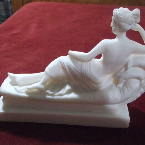 Vintage Italian sculpture Paulina Borghese as Venus Victus alabaster used