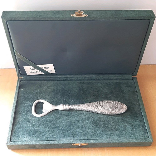 Collectible silver925 bottle opener like new in luxury case
