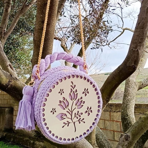 Wooden knitted handmade Calypso bag new lilac with gold chain