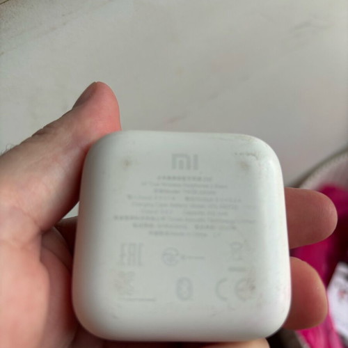 Xiaomi earbuds like new