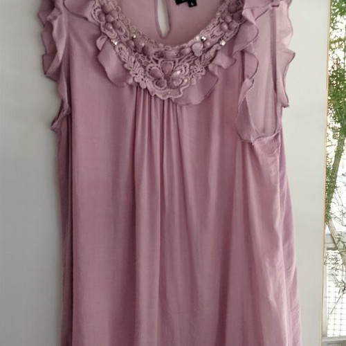 Amisu Sleeveless Blouse L like new, pink dusty apple