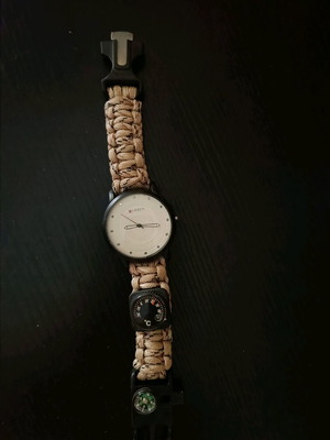 Curren men's wristwatch like new with compass and thermometer beige