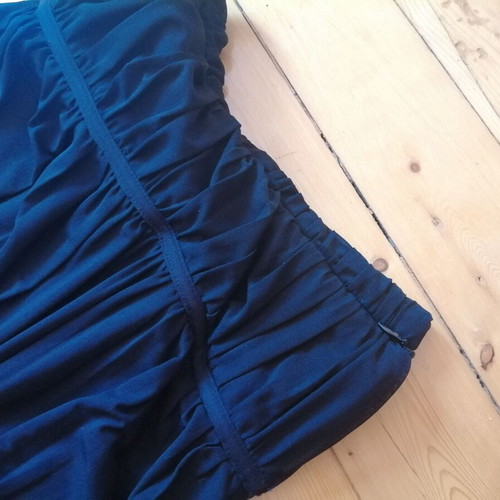 Zara corset bustier with rose choker scarf, black, size M