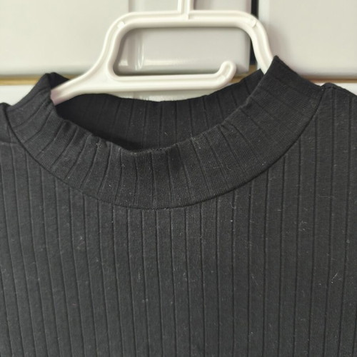 Shein mini dress ribbed with low turtleneck like new, black, size M