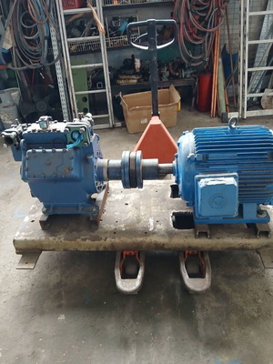 Bock ψυκτικό μηχάνημα 60Hp 120Kw ανακατασκευασμένο με ηλεκτρολογικό πίνακα