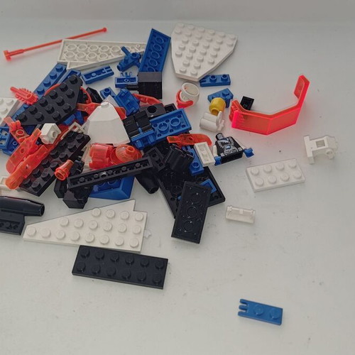 Lego Vintage Blizzard Baron Ice Planet 2002 6879 used