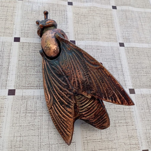 Vintage brass ashtray in bee shape used