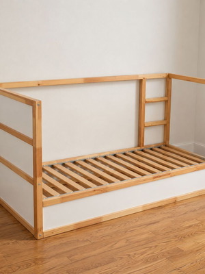 Κρεβάτι IKEA KURA 90×200 μεταχειρισμένο, λευκό και πεύκο, πολυμορφικό παιδικό