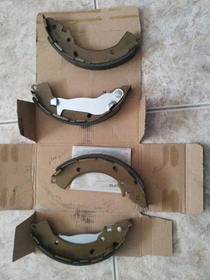 Hyundai i20 car brake shoes brand new