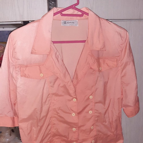 Blouse size 48 or 2 salmon color with buttons in excellent condition