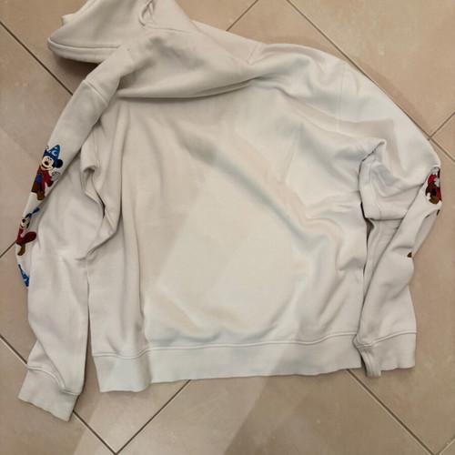 Disney sweatshirt white like new, size M
