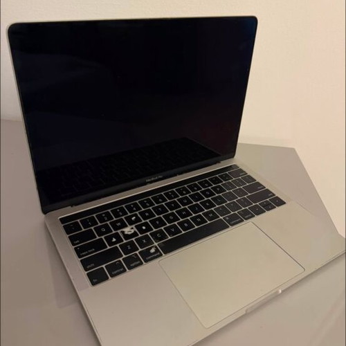 Apple MacBook Pro 13" 2019 like new, 16GB RAM, 250GB SSD