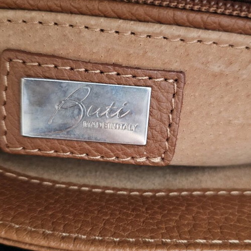 Buti leather shoulder bag like new, brown