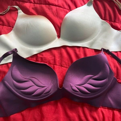 Primark bras 2 pieces 75D new, eggplant and beige colors
