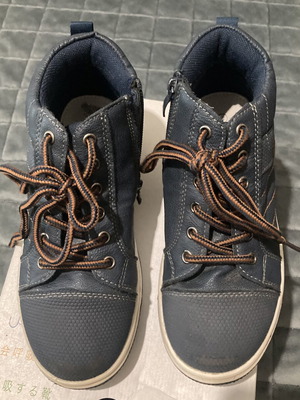 Saxo Blues Kids Boots Size 33 Like New, Gray