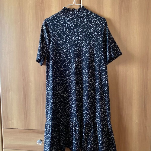 Zara dress new with high neck and short sleeves, size S