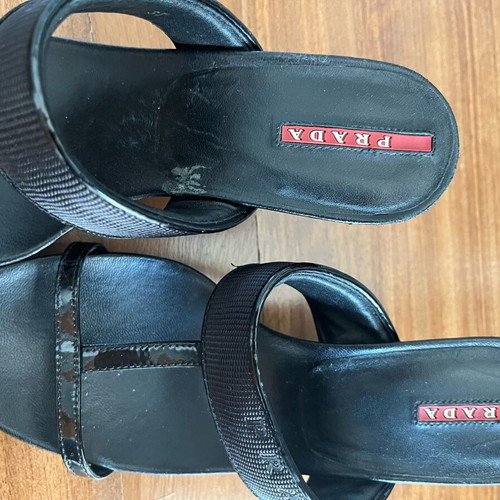 Prada black sandal like new, size 37