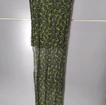 Scarf green with leaf pattern used