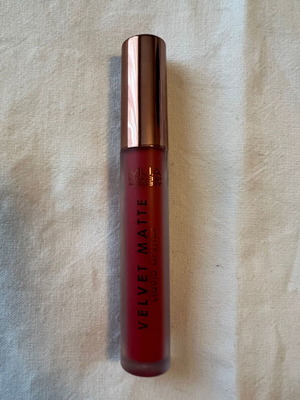 MUA Velvet Matte Liquid Lipstick new, shade Heartbreaker