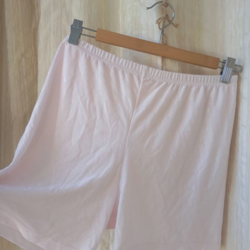 Helios shorts like new, pink, size M