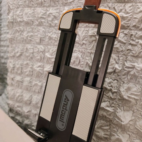Andowl Q-ZJ300 desk stand for mobile black like new