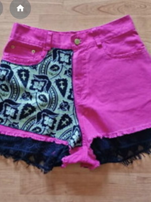 Nidodileda shorts like new, medium, multicolor with black lace