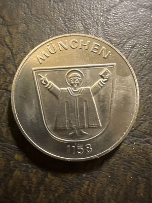 Collectible metal medal Munich München 1158 new