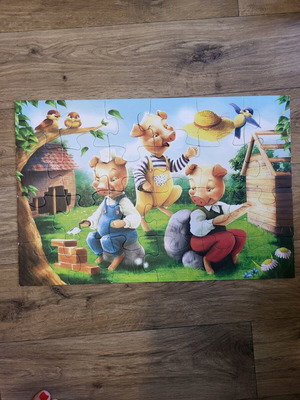 Puzzle set with Disney, Paw Patrol and Three Little Pigs
