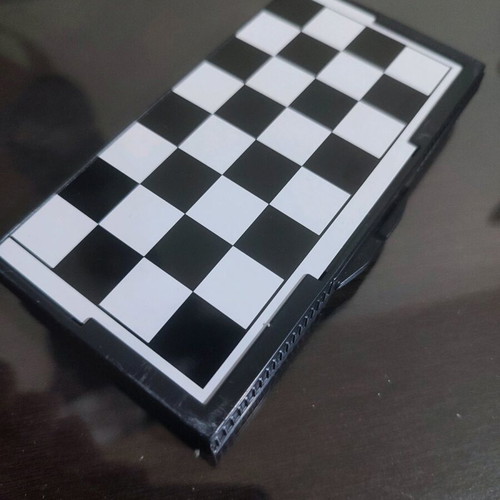 Mini Portable Pocket Magnetic Chess Like New