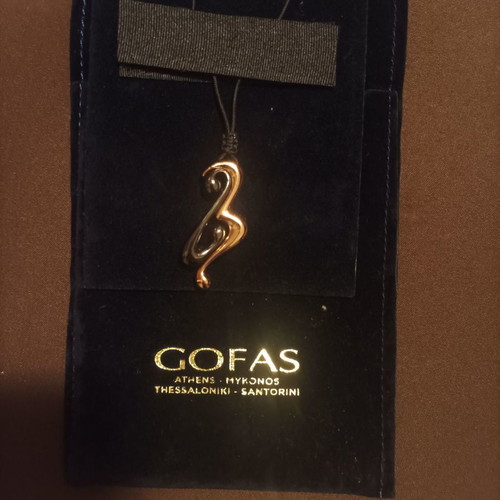 Gofas necklace new with minimalist style