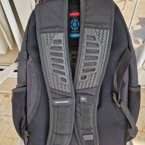 Suissewin travel backpack with laptop compartment used