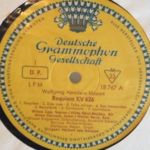 Mozart Requiem KV 626 CD used, Berlin Philharmonic Orchestra Herbert von Karajan