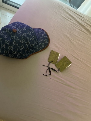 Gucci hat new, blue and brown