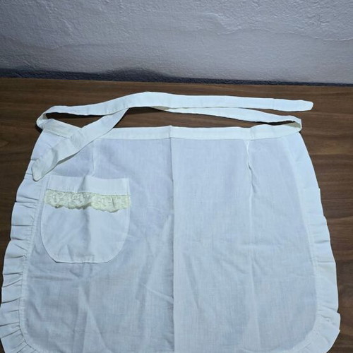 Vintage white waist aprons set of 3 like new with lace designs