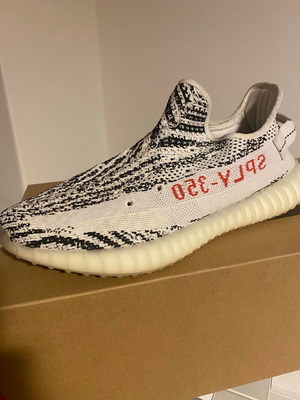 Yeezy x Adidas Boost 350 V2 χαμηλά αθλητικά παπούτσια σαν καινούργια, μέγεθος 42 2/3