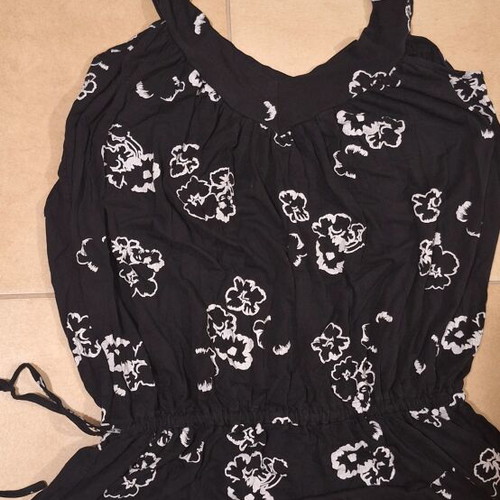 Blouse used, black and white with adjustable cord waist, size L